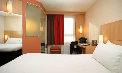 ibis Montpellier Centre Polygone - photo 2